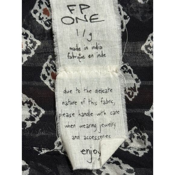Free People One Surplice Printed Blouse, Size L - Picture 5 of 8